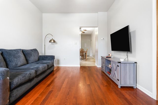 5040 Walsh Avenue, East Chicago, IN 46312