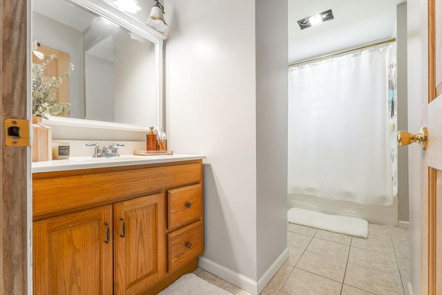 5040 Walsh Avenue, East Chicago, IN 46312