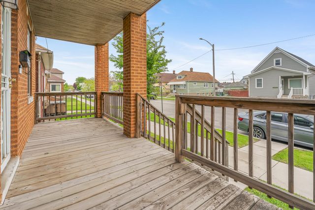 5040 Walsh Avenue, East Chicago, IN 46312