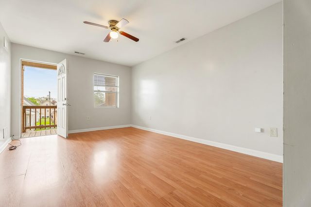 5040 Walsh Avenue, East Chicago, IN 46312