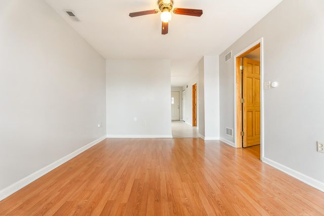 5040 Walsh Avenue, East Chicago, IN 46312