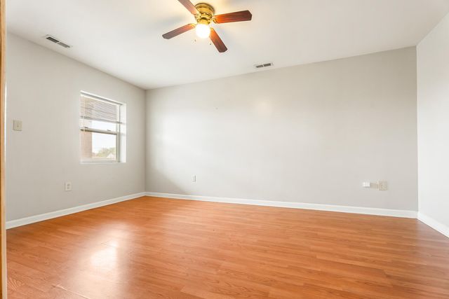 5040 Walsh Avenue, East Chicago, IN 46312