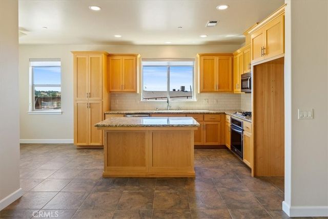 5880 Silverado Place, Paso Robles, CA 93446