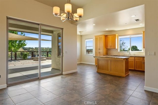 5880 Silverado Place, Paso Robles, CA 93446