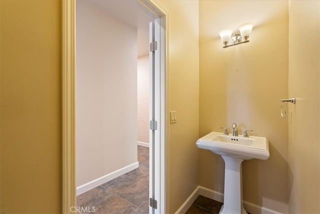 5880 Silverado Place, Paso Robles, CA 93446