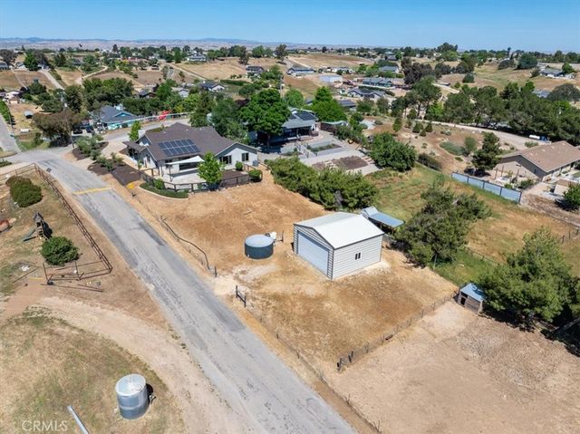 5880 Silverado Place, Paso Robles, CA 93446