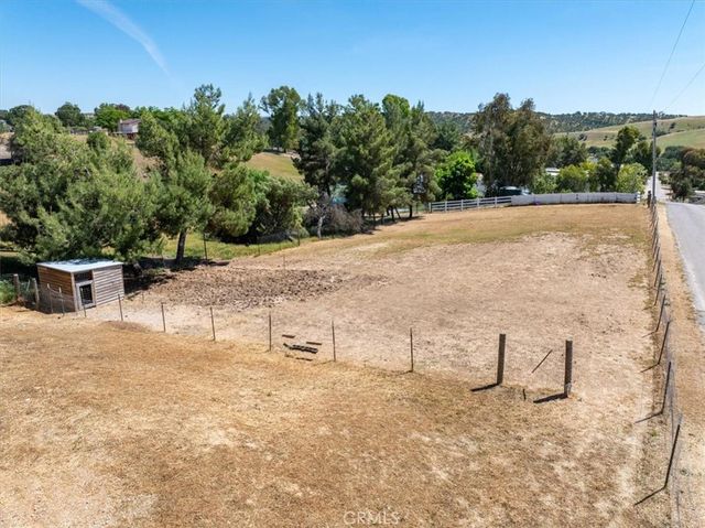 5880 Silverado Place, Paso Robles, CA 93446