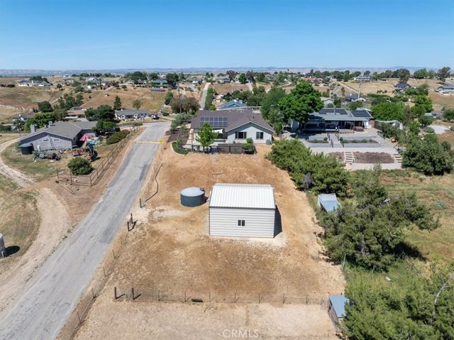 5880 Silverado Place, Paso Robles, CA 93446