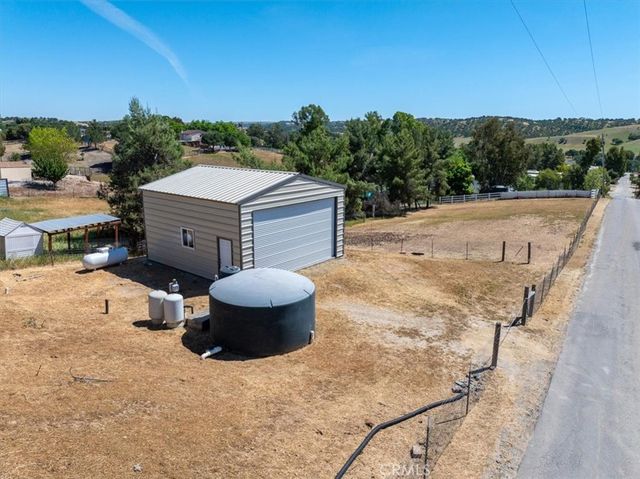 5880 Silverado Place, Paso Robles, CA 93446