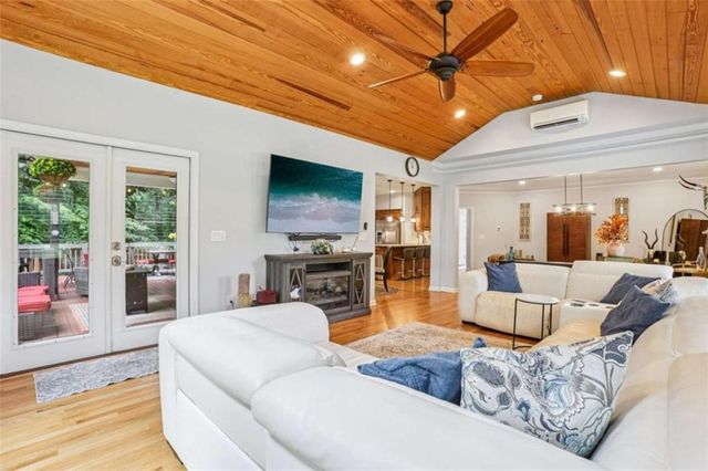 6150 Ivey Springs Chase, Cumming, GA 30040