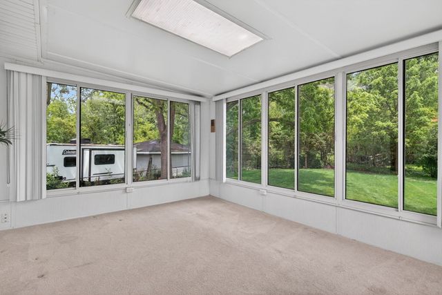 100 Shady Lane, Bolingbrook, IL 60440