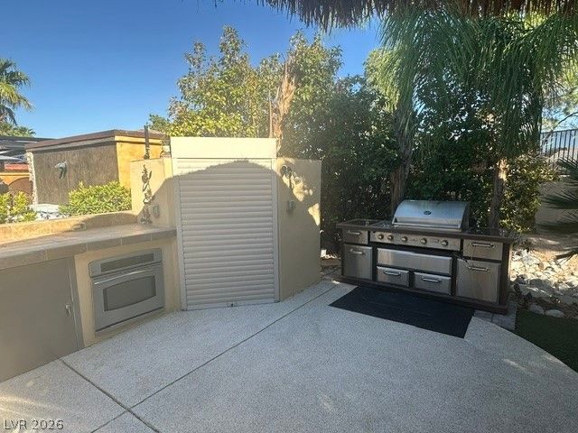 8175 Arville Street 205, Las Vegas, NV 89139