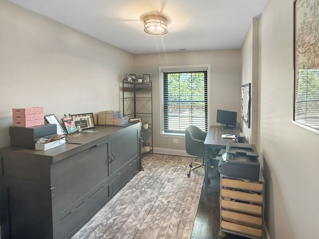 2514 W Washington Boulevard, Chicago, IL 60612