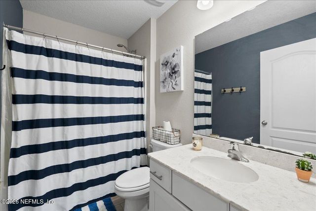 98 GLASGOW Drive, St. Johns, FL 32259