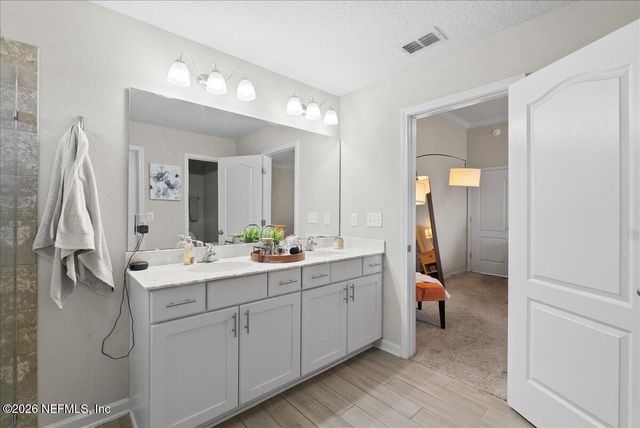 98 GLASGOW Drive, St. Johns, FL 32259