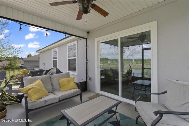 98 GLASGOW Drive, St. Johns, FL 32259