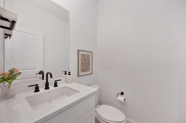 216 Vectra Ct, Roseville, CA 95747