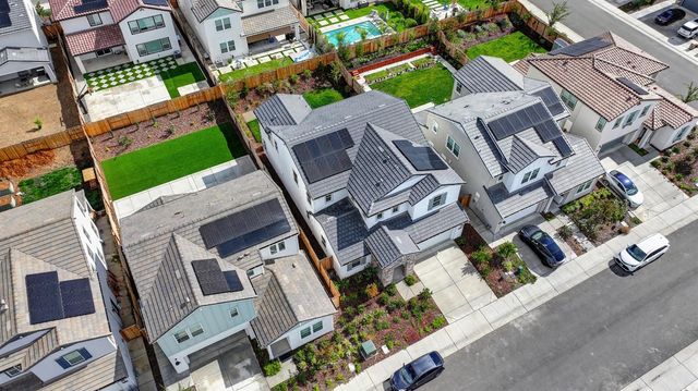 216 Vectra Ct, Roseville, CA 95747