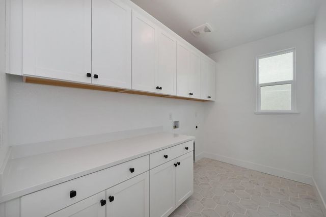 216 Vectra Ct, Roseville, CA 95747