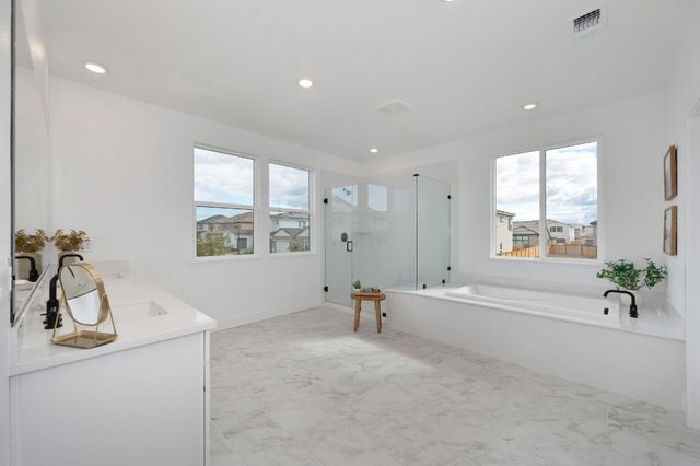 216 Vectra Ct, Roseville, CA 95747