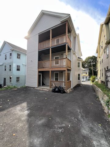 36 Vermont Street 3 Floor, Waterbury, CT 06704