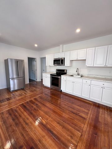 36 Vermont Street 3 Floor, Waterbury, CT 06704