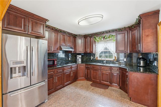 460 N Maple Street, Mercer Boro, PA 16137