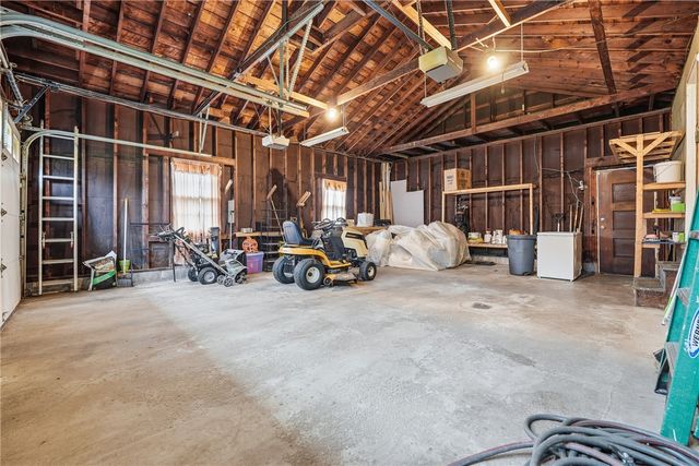 460 N Maple Street, Mercer Boro, PA 16137