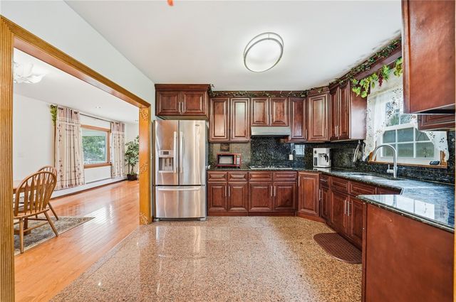 460 N Maple Street, Mercer Boro, PA 16137