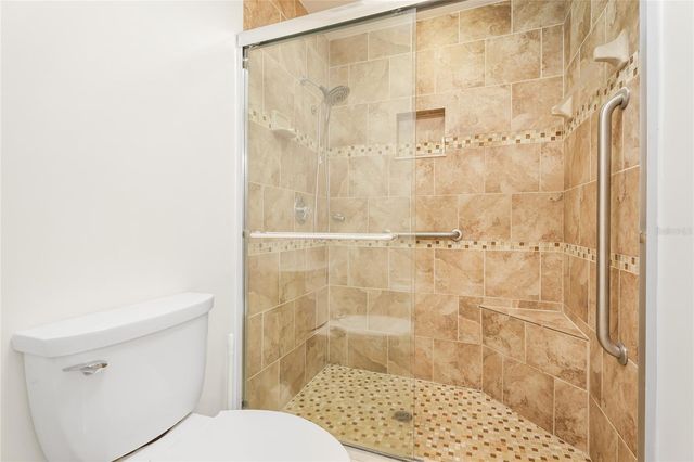 5590 GOLF POINTE DRIVE 5590, Sarasota, FL 34243