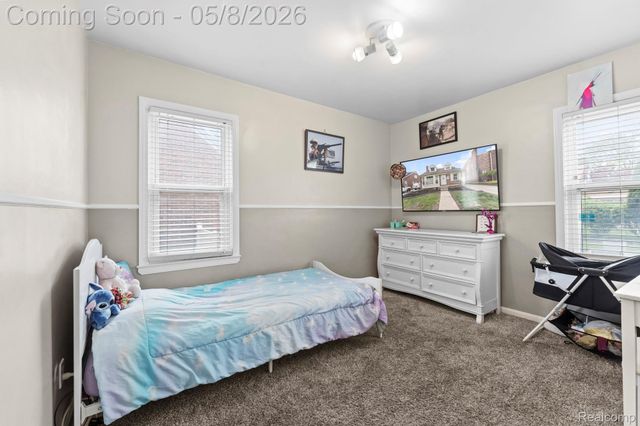 15737 Oceana Avenue, Allen Park, MI 48101