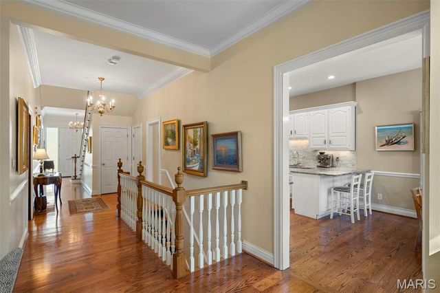166 N Central Avenue, Clayton, MO 63105