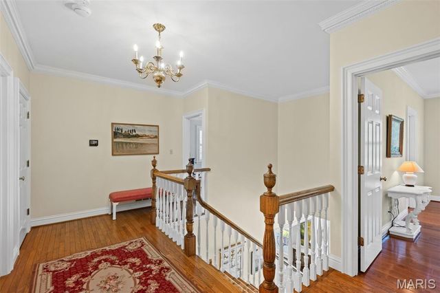 166 N Central Avenue, Clayton, MO 63105