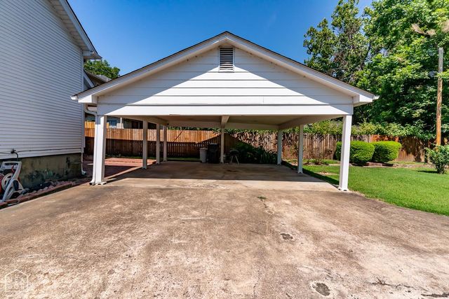 1118 Porter, West Helena, AR 72342