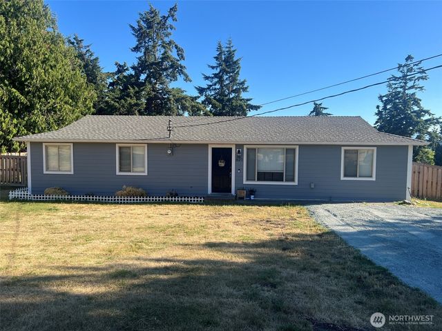621 Crockett Lake Drive, Coupeville, WA 98239