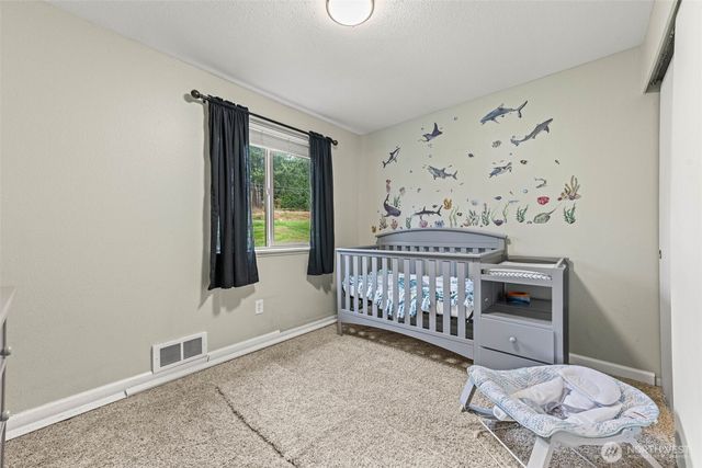 621 Crockett Lake Drive, Coupeville, WA 98239