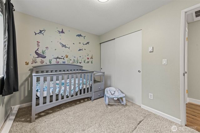 621 Crockett Lake Drive, Coupeville, WA 98239