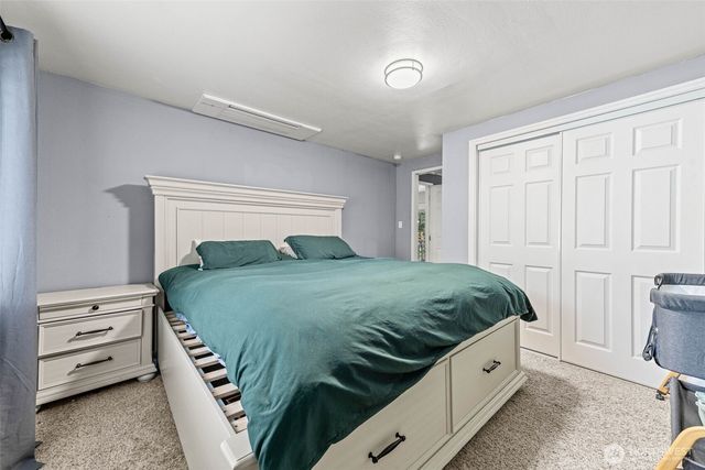621 Crockett Lake Drive, Coupeville, WA 98239