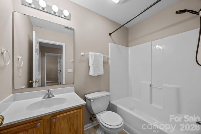 165 Wiltshire Circle, Fletcher, NC 28732