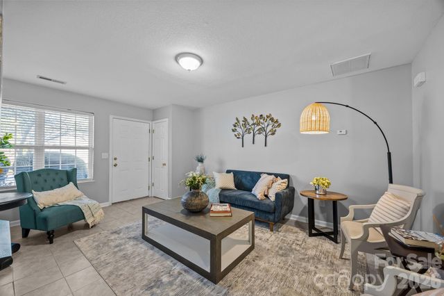 165 Wiltshire Circle, Fletcher, NC 28732