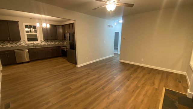 326 Clifford Way, Burns Harbor, IN 46304