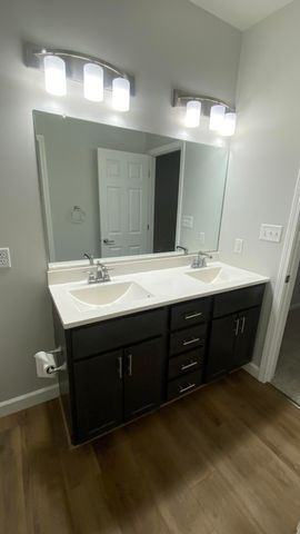 326 Clifford Way, Burns Harbor, IN 46304