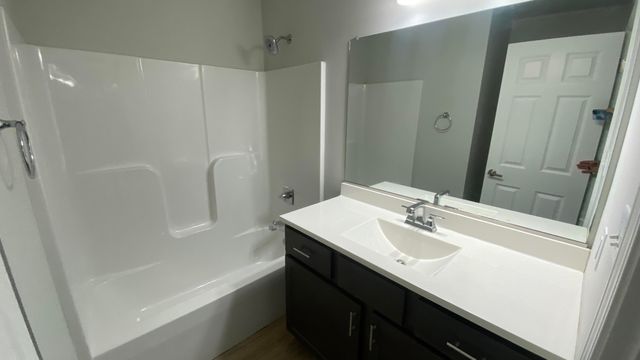 326 Clifford Way, Burns Harbor, IN 46304