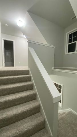 326 Clifford Way, Burns Harbor, IN 46304