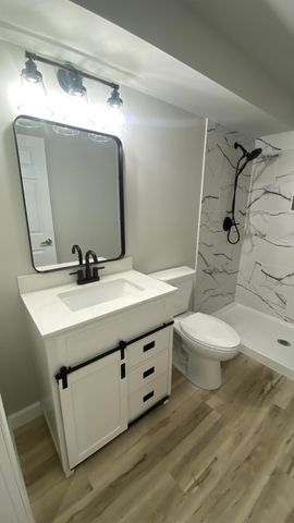 326 Clifford Way, Burns Harbor, IN 46304
