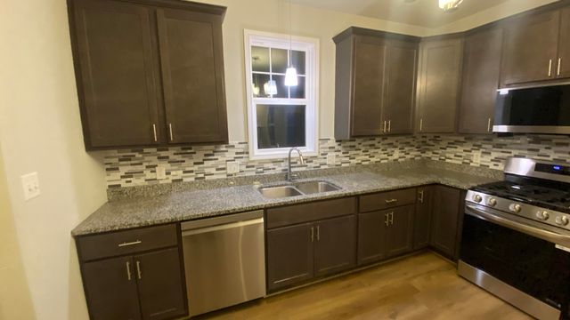 326 Clifford Way, Burns Harbor, IN 46304