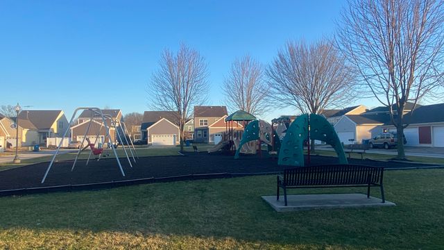 326 Clifford Way, Burns Harbor, IN 46304