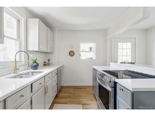 4455 Wolff St, Denver, CO 80212