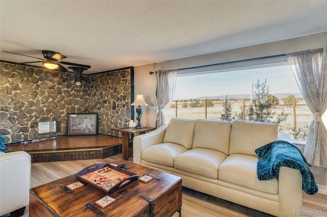 1780 14th Street, Penrose, CO 81240