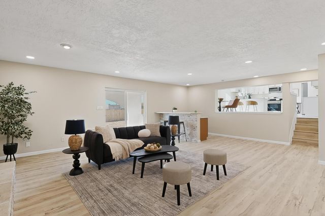 3100 15th Avenue SE, Rio Rancho, NM 87124